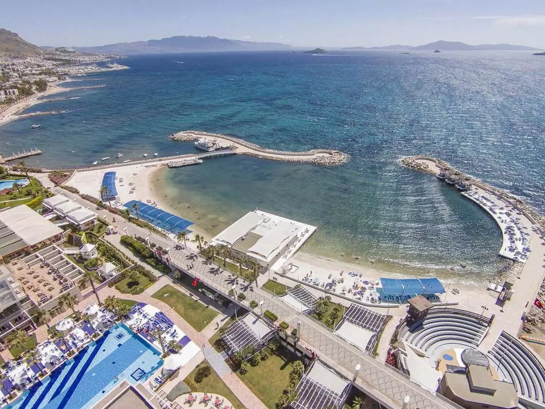 LABLANCHE RESORT_SHABAVIZ (17).jpg